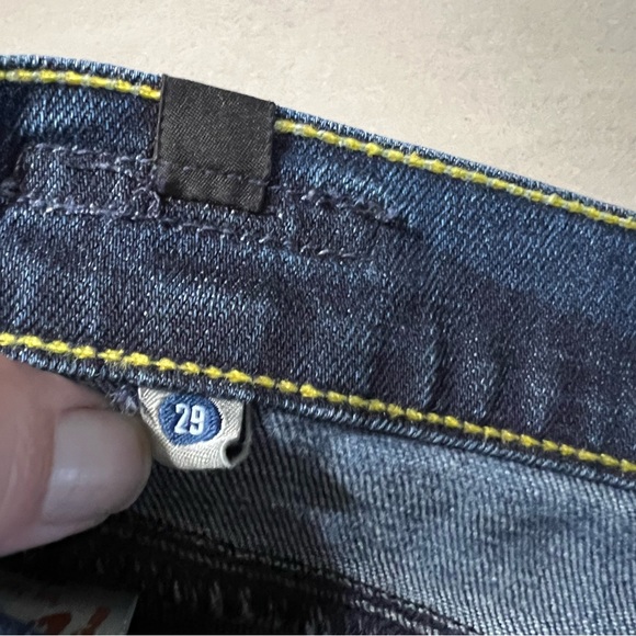 CITIZENS OF HUMANITY Cut-Off Denim Short - Picture 6 of 7